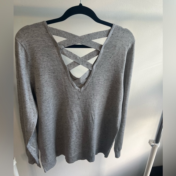 NWT Love Ellie cross Back Sweater stitch fix XL - Picture 6 of 7
